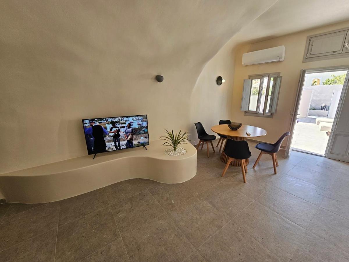 Petroma Cave Suites Vourvoúlos Exterior foto